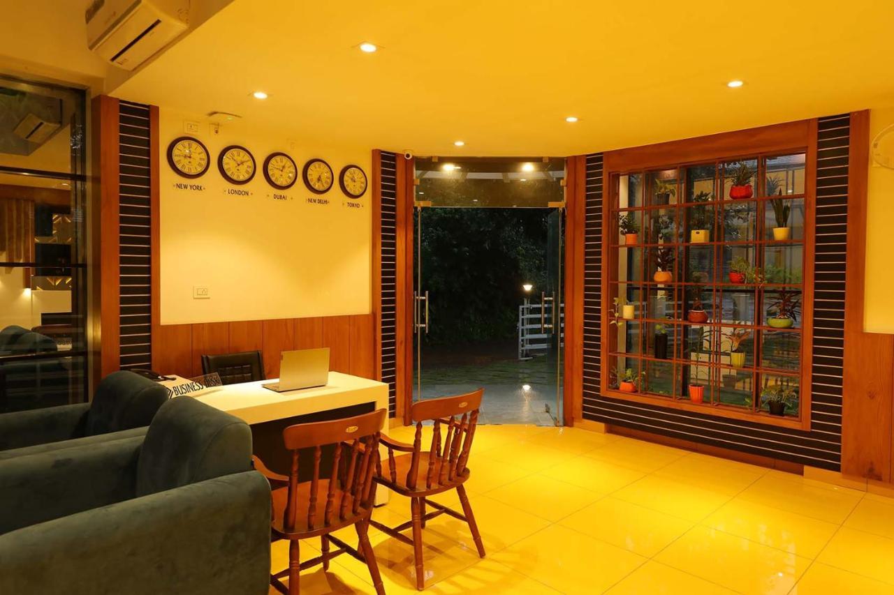 Hotel La Serene Mattannur Mattanur Luaran gambar